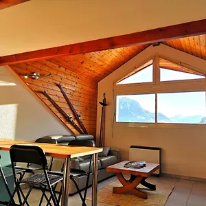 Agréable T3 Mezzanine Jusqu'à 5 Personnes Appartamento